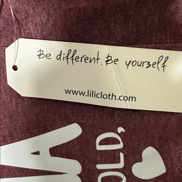 NWT Lilicloth long sleeve grandma graphic tee. Size M - Picture 7 of 9